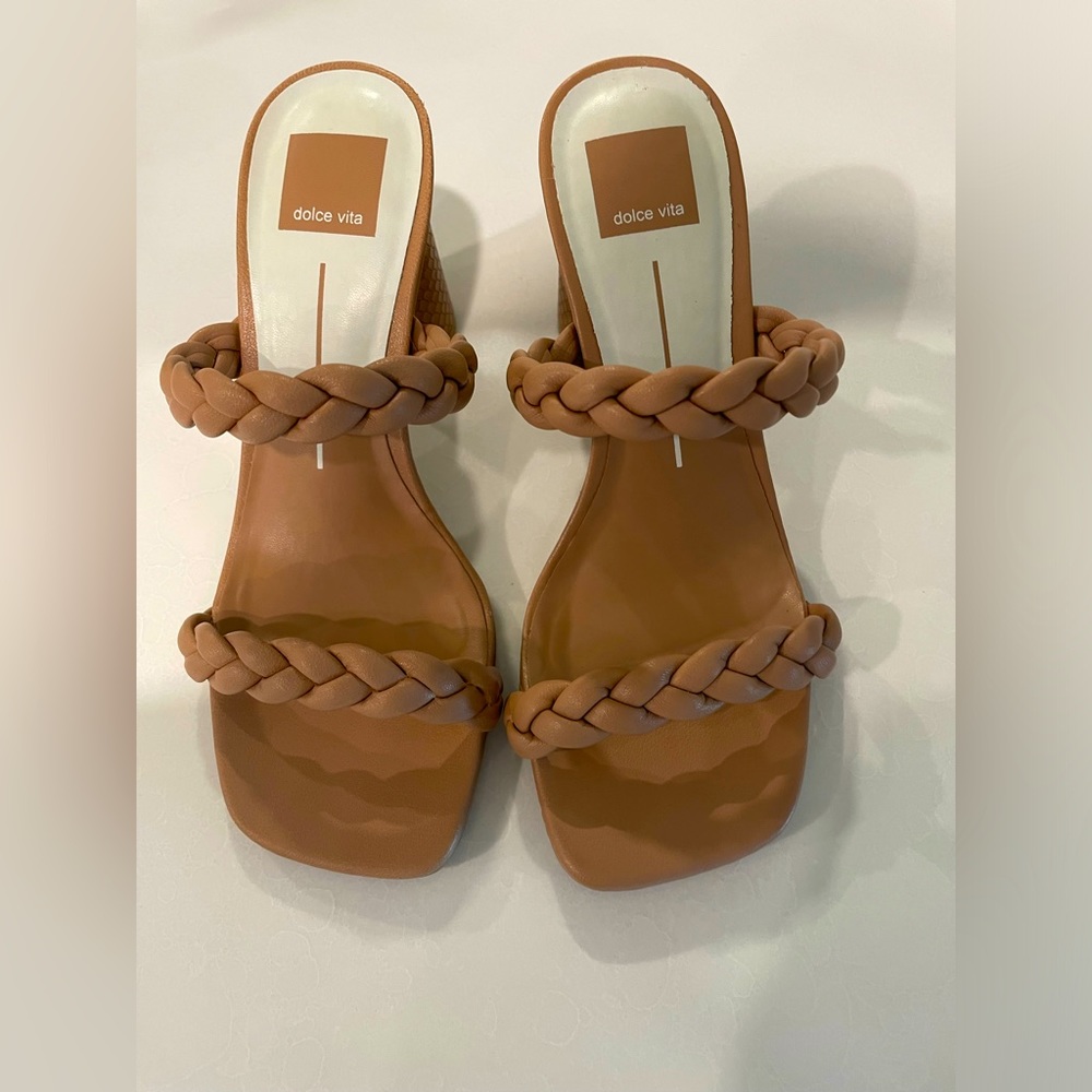 Dolce Vita Braided Sandal - Size 7